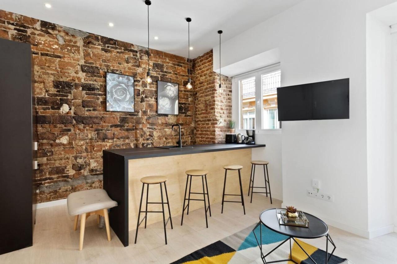Modern 1 Bedroom Apartment Near Lavapies Madrid Exterior photo