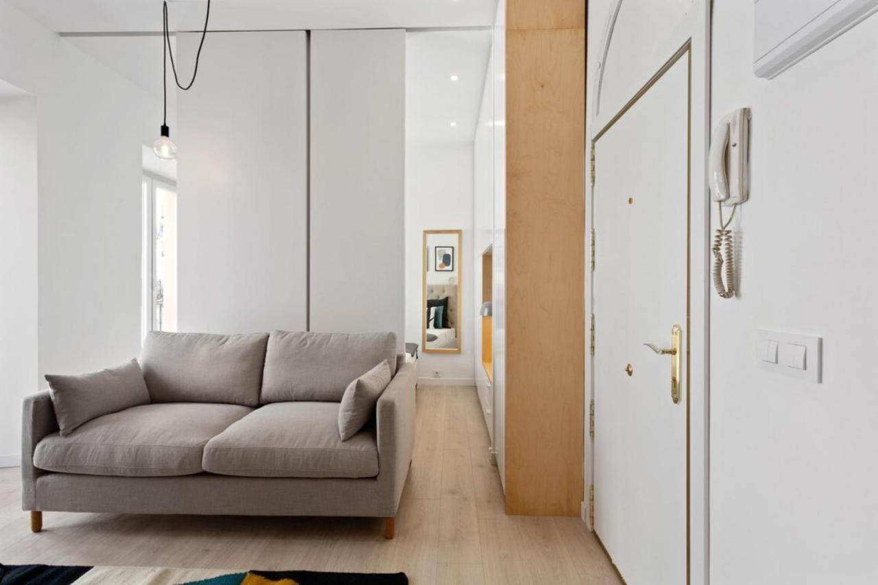 Modern 1 Bedroom Apartment Near Lavapies Madrid Exterior photo