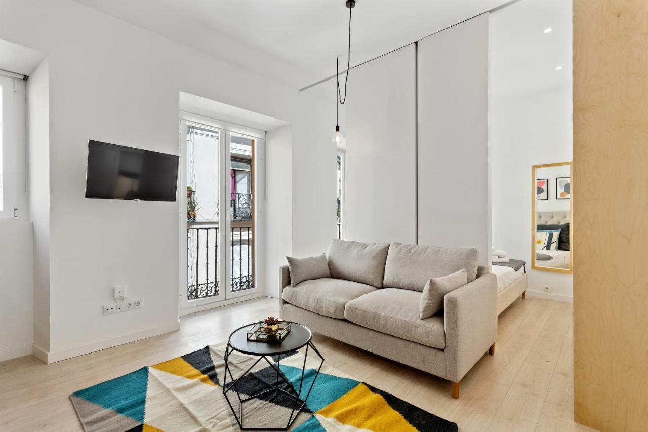Modern 1 Bedroom Apartment Near Lavapies Madrid Exterior photo